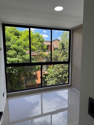 Apartaestudio en arriendo Antioquia Medellín Los Colores 45 m2 Habitaciones 2 Baños 1 Garajes 0 Precio $2200000