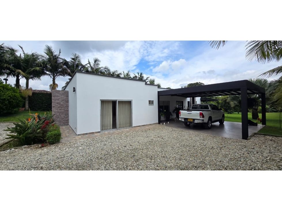 Casa Campestre en arriendo Antioquia Rionegro Rionegro 250 m2 Habitaciones 4 Baños 4 Garajes 1 Precio $10000000