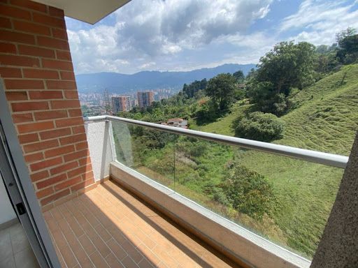 Apartamento en arriendo Antioquia Envigado Loma Del Barro 65 m2 Habitaciones 3 Baños 2 Garajes 1 Precio $2650000