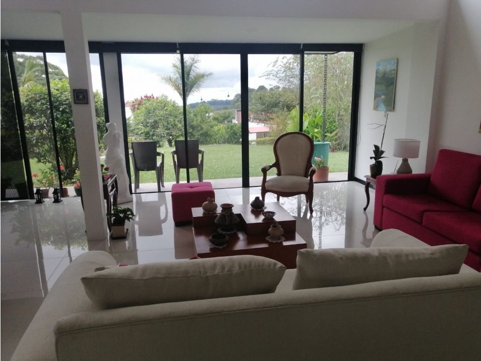 Apartamento en venta Quindío Armenia Sector Centro 313 m2 Habitaciones 3 Baños 3 Garajes 4 Precio $1530000000