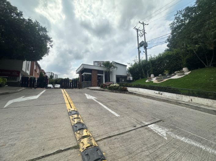 Casa en arriendo Santander Floridablanca Cr Quintas De Cañaveral 109 m2 Habitaciones 3 Baños 3 Garajes 0 Precio $2764000