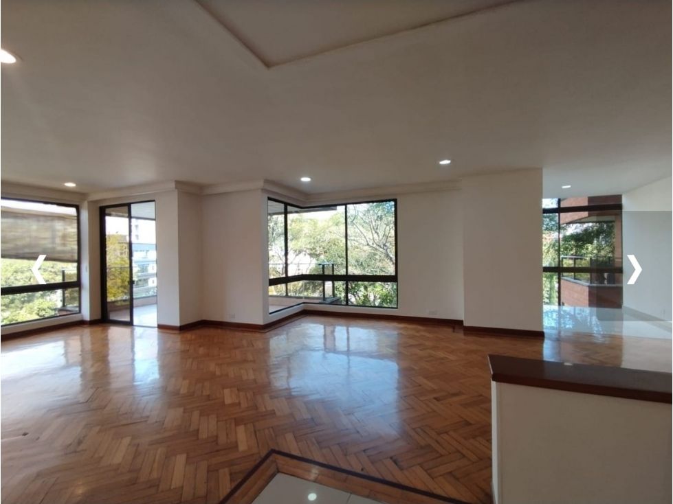 Apartamento en arriendo Antioquia Medellín Alejandria 203 m2 Habitaciones 3 Baños 2 Garajes 2 Precio $8200000