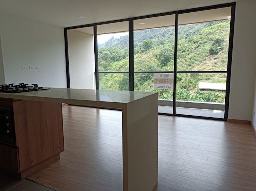 Apartamento en arriendo Antioquia Envigado Trianon 67 m2 Habitaciones 2 Baños 2 Garajes 1 Precio $3400000