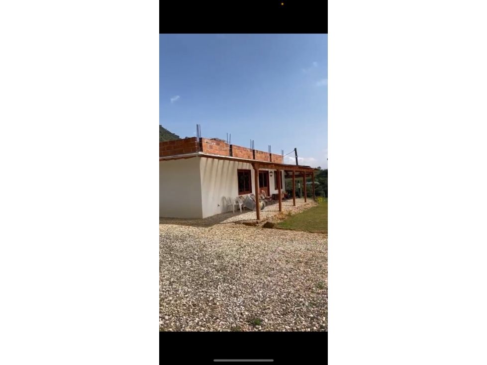 Finca en venta Antioquia Marinilla Marinilla 60 m2 Habitaciones 1 Baños 1 Garajes 0 Precio $580000000