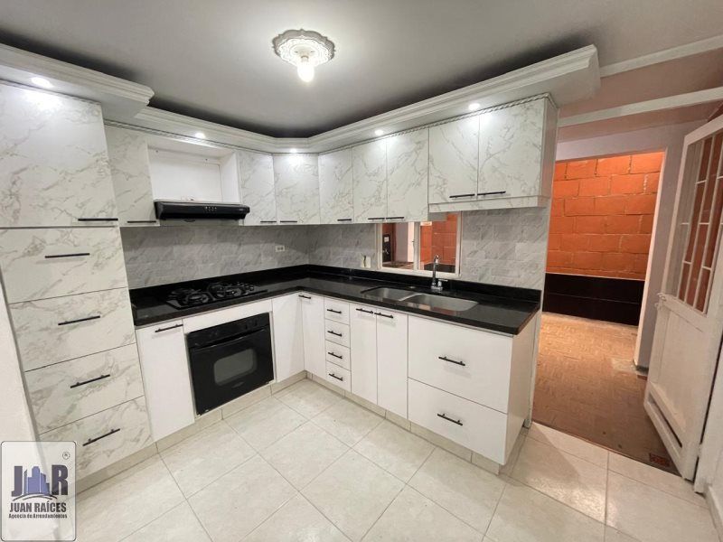 Casa en arriendo Antioquia Medellín La Hondonada 160 m2 Habitaciones 3 Baños 3 Garajes 0 Precio $3000000