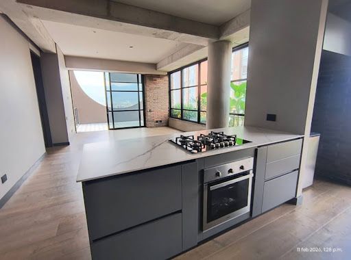 Apartamento en arriendo Antioquia Medellín Castropol 103 m2 Habitaciones 1 Baños 1 Garajes 2 Precio $8900000