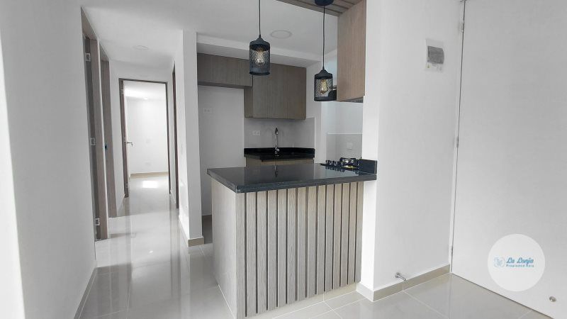 Apartamento en arriendo Antioquia Medellín Manrique Central No1 55 m2 Habitaciones 3 Baños 2 Garajes 0 Precio $1800000