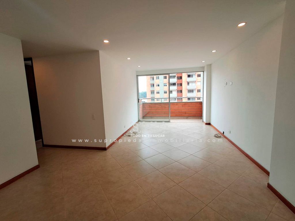 Apartamento en arriendo Antioquia Medellín Patio Bonito 80 m2 Habitaciones 3 Baños 2 Garajes 1 Precio $4500000