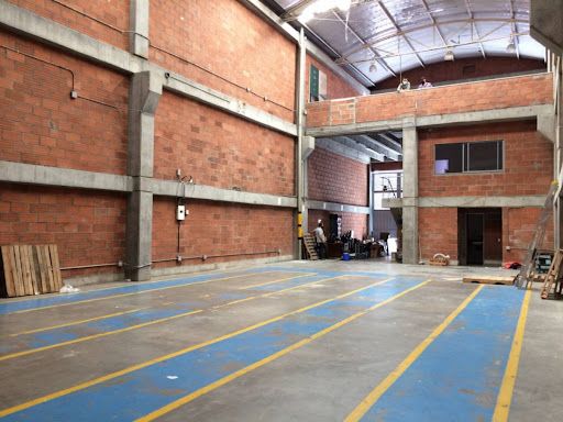 Bodega en arriendo Antioquia Itagüí Zona Industrial 1 435 m2 Habitaciones 0 Baños 3 Garajes 2 Precio $19000000