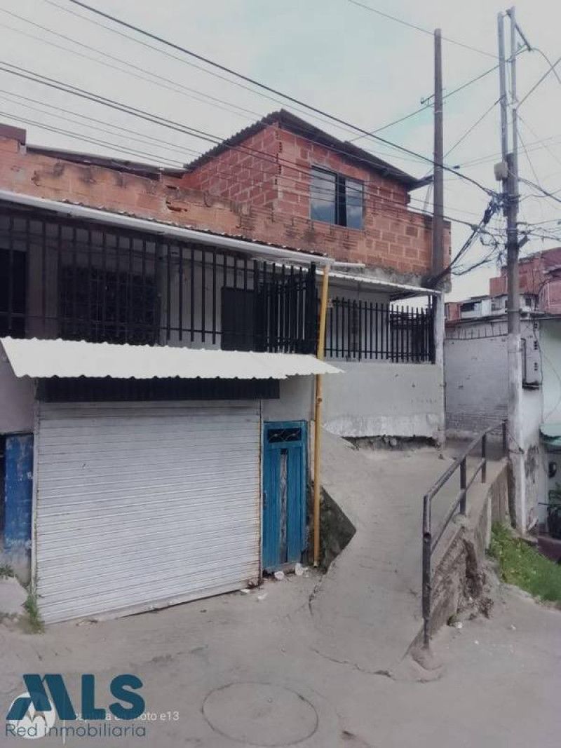 Casa en venta Antioquia Medellín La Salle 150 m2 Habitaciones 8 Baños 5 Garajes 1 Precio $358000000