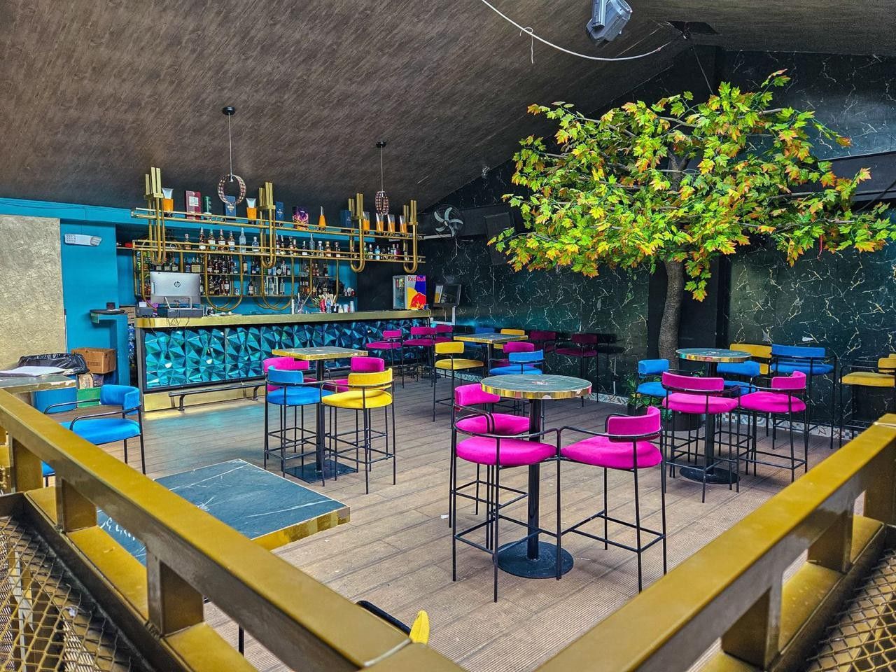 Local en venta Cundinamarca Bogotá El Retiro 1400 m2 Habitaciones 0 Baños 10 Garajes 0 Precio $7000000000