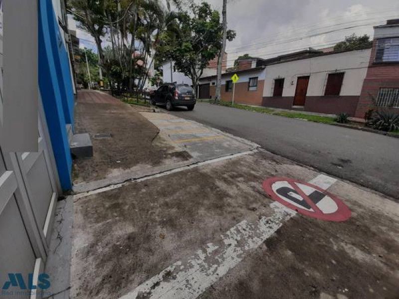 Casa en venta Antioquia Medellín Prado 421 m2 Habitaciones 1 Baños 1 Garajes 1 Precio $1280000000