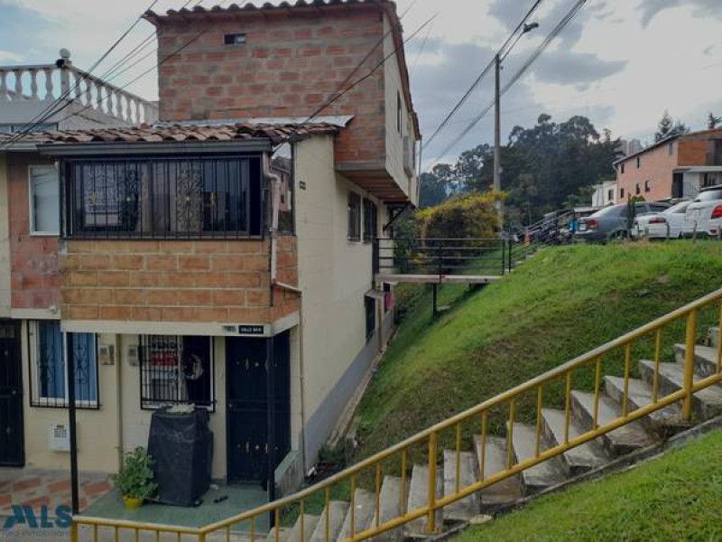 Casa en venta Antioquia Medellín Cucaracho 120 m2 Habitaciones 5 Baños 3 Garajes 0 Precio $350000000