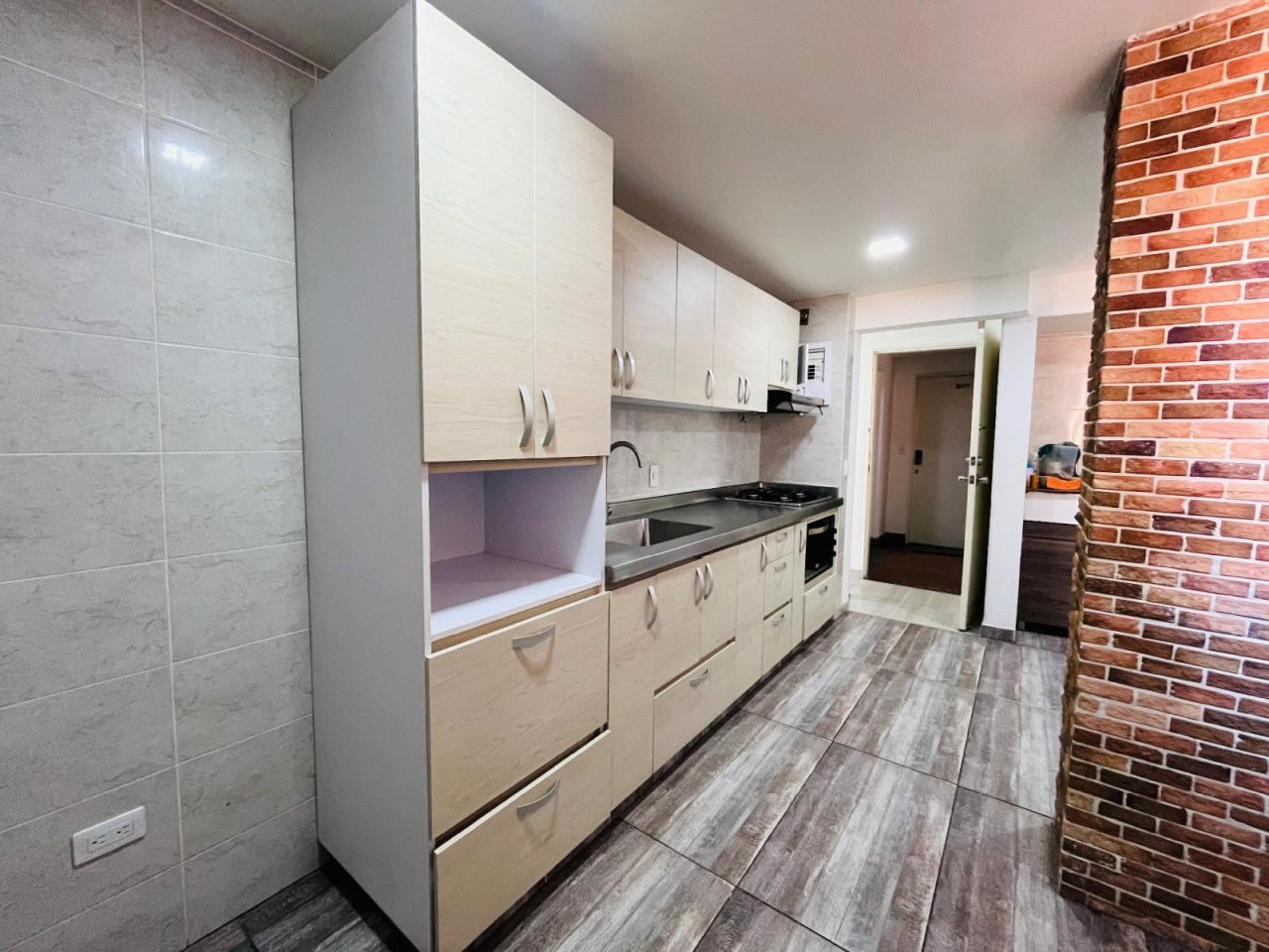 Apartamento en arriendo Antioquia Envigado Alcalá 95 m2 Habitaciones 3 Baños 2 Garajes 2 Precio $4100000