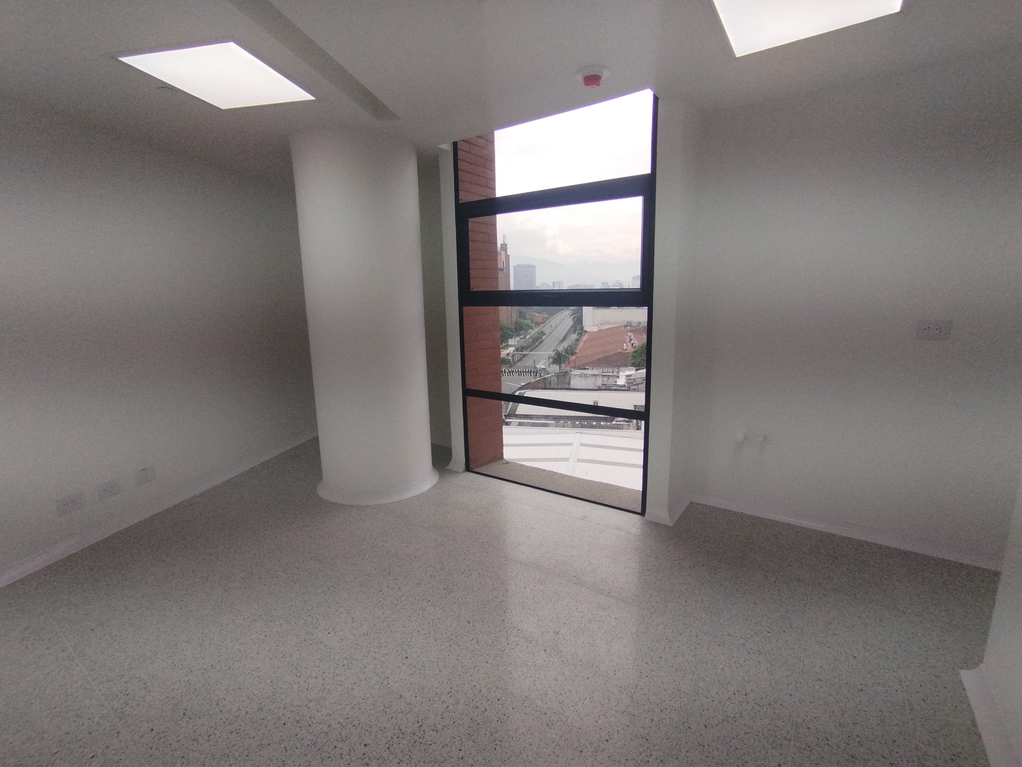 Consultorio en arriendo Antioquia Medellín Simesa 37 m2 Habitaciones 0 Baños 1 Garajes 1 Precio $5000000