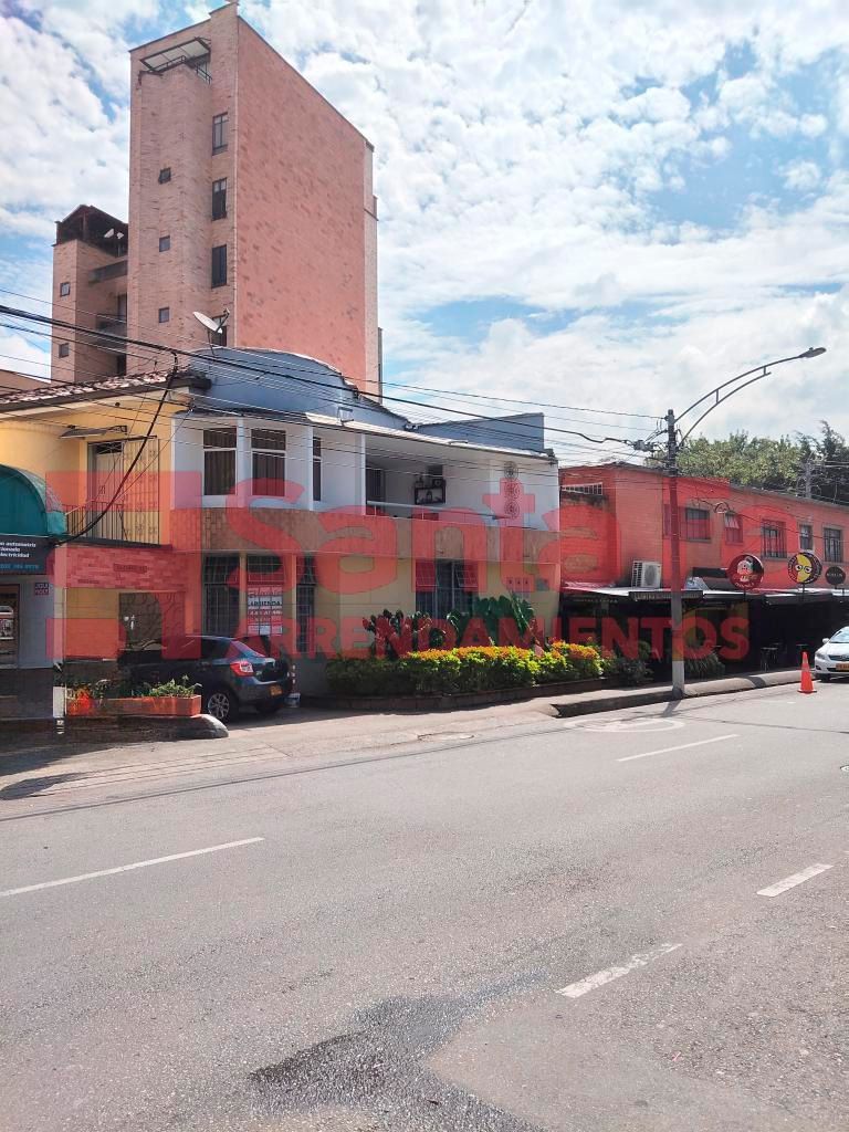 Local en arriendo Antioquia Medellín Bolivariana 105 m2 Habitaciones 0 Baños 2 Garajes 0 Precio $6000000