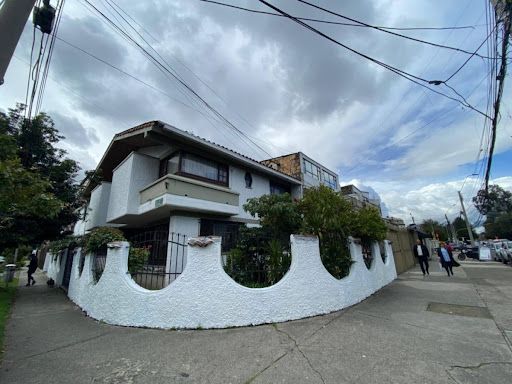 Casa en arriendo Cundinamarca Bogotá José Joaquín Vargas 350 m2 Habitaciones 2 Baños 2 Garajes 1 Precio $7990000