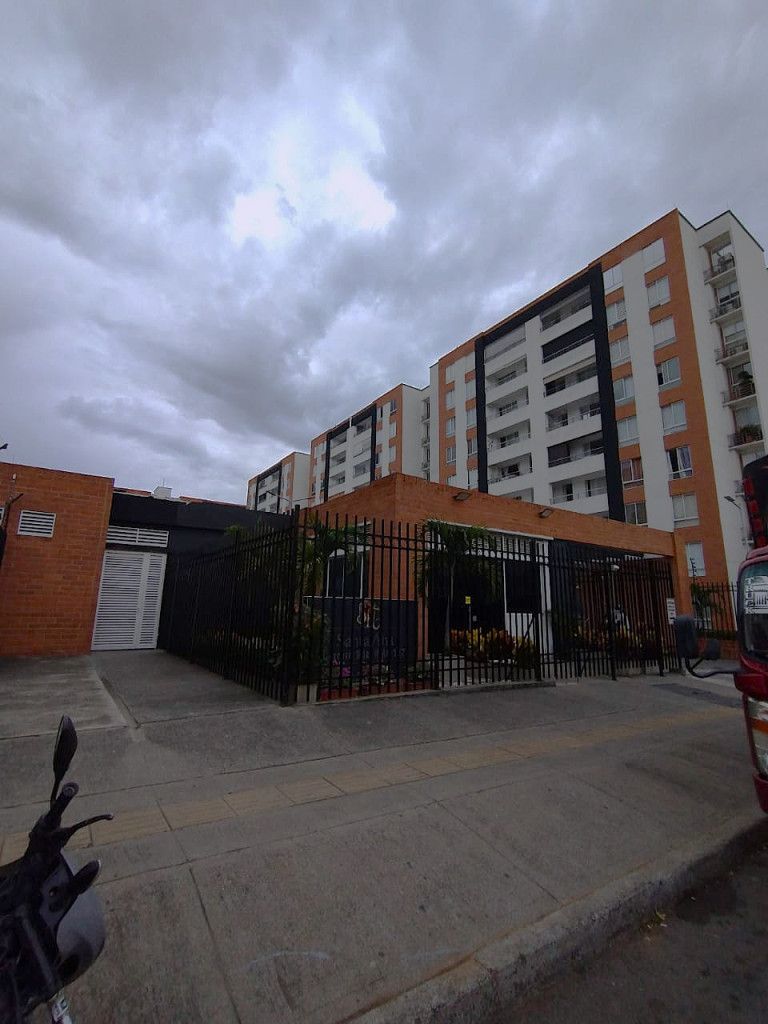Apartamento en arriendo Valle Del Cauca Cali Urbanización Santa Ana 0 m2 Habitaciones 2 Baños 2 Garajes 1 Precio $1800000