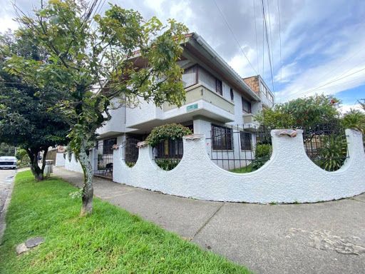 Casa en arriendo Cundinamarca Bogotá José Joaquín Vargas 350 m2 Habitaciones 2 Baños 2 Garajes 1 Precio $7990000