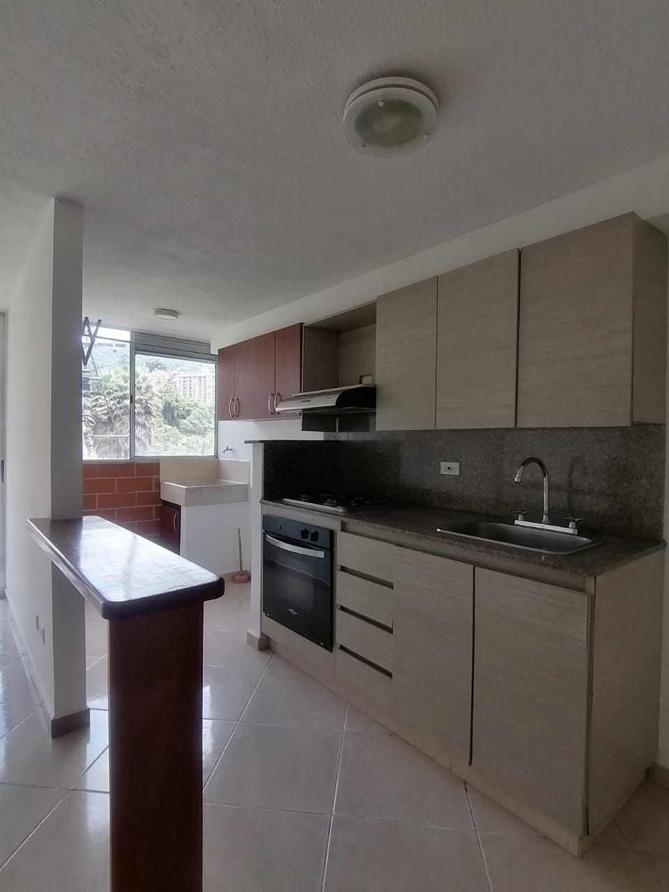 Apartamento en arriendo Antioquia Envigado El Chinguí 68 m2 Habitaciones 3 Baños 2 Garajes 1 Precio $2600000