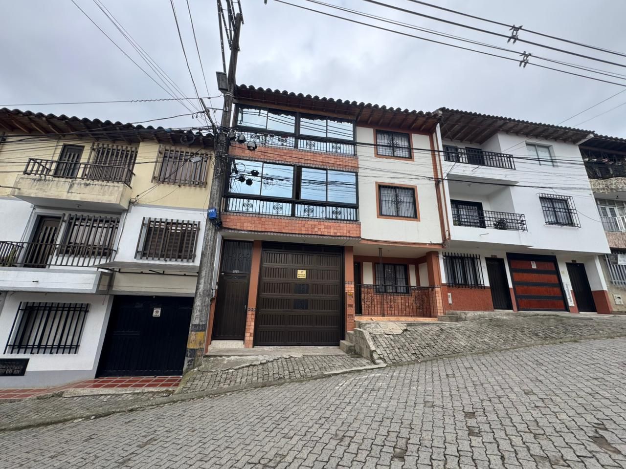 Casa en venta Antioquia El Carmen De Viboral Sacatin 130 m2 Habitaciones 4 Baños 2 Garajes 0 Precio $490000000