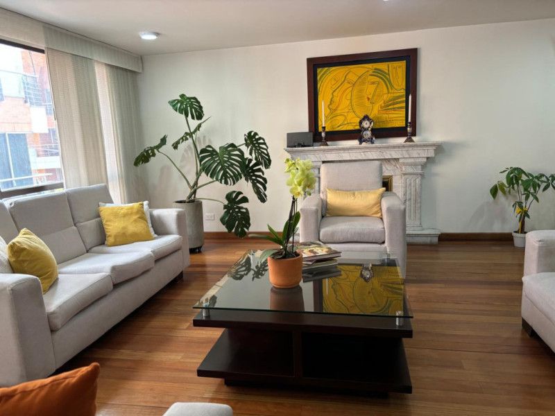 Apartamento en arriendo Cundinamarca Bogotá Santa Bibiana 325 m2 Habitaciones 4 Baños 6 Garajes 4 Precio $14095000