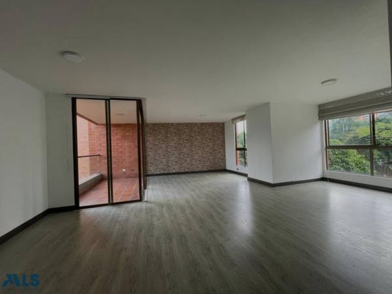 Apartamento en venta Antioquia Medellín San Lucas 109 m2 Habitaciones 3 Baños 3 Garajes 2 Precio $900000000