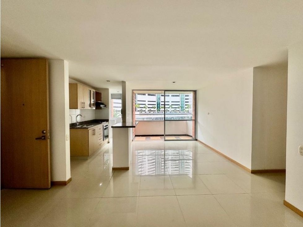 Apartamento en venta Antioquia Medellín San Diego 75 m2 Habitaciones 3 Baños 2 Garajes 2 Precio $630000000