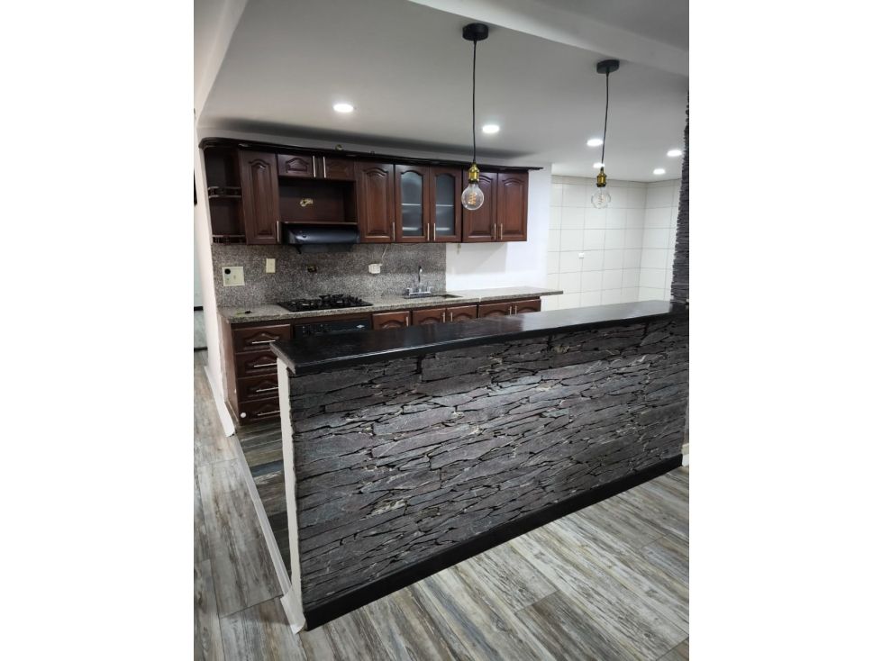 Casa en venta Antioquia Medellín Hector Abadia Gomez 140 m2 Habitaciones 3 Baños 3 Garajes 1 Precio $730000000