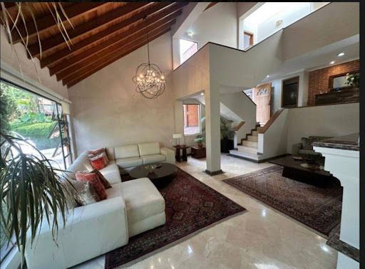 Casa en arriendo Antioquia Medellín San Diego 302 m2 Habitaciones 3 Baños 4 Garajes 2 Precio $18000000