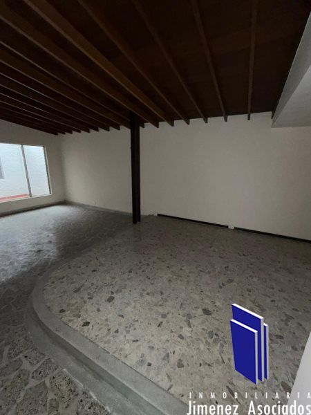 Casa en arriendo Antioquia Medellín La Castellana 230 m2 Habitaciones 4 Baños 4 Garajes 1 Precio $7000000