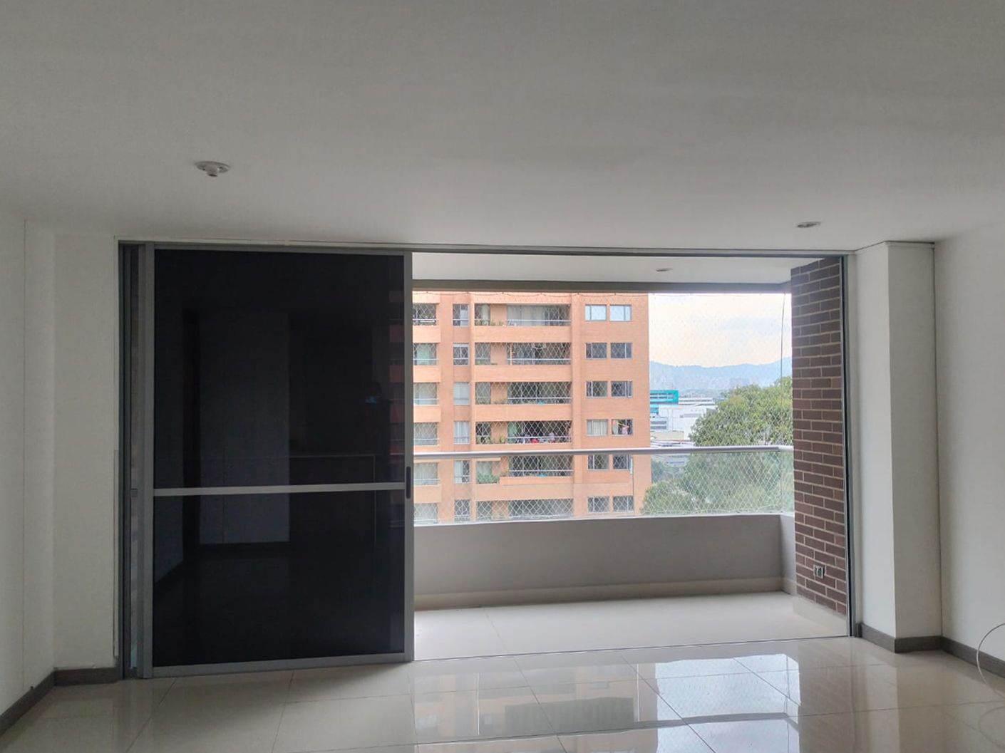 Apartamento en arriendo Antioquia Medellín Villa Carlota 79 m2 Habitaciones 2 Baños 3 Garajes 1 Precio $4850000
