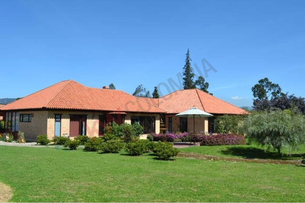 Casa en venta Cundinamarca Tenjo Tenjo 384 m2 Habitaciones 5 Baños 5 Garajes 1 Precio $2100000000