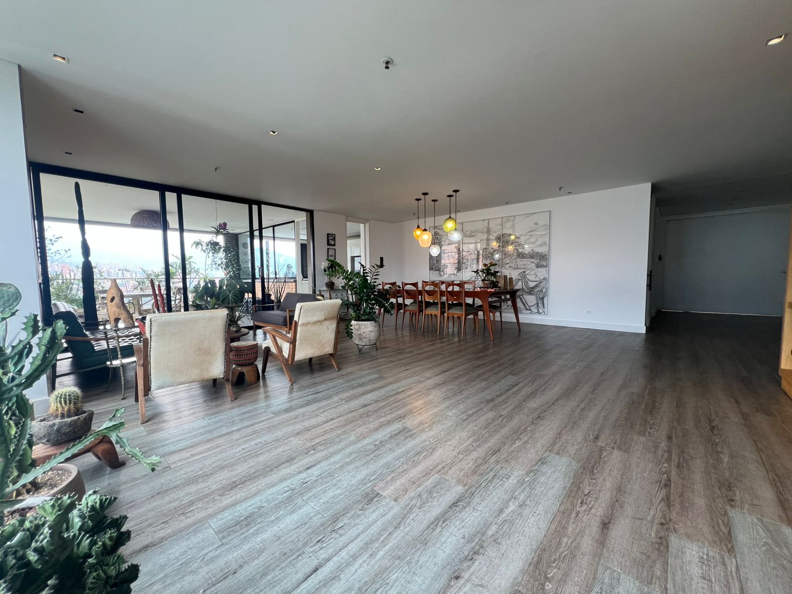 Apartamento en venta Antioquia Medellín Calle Nueva 330 m2 Habitaciones 3 Baños 4 Garajes 2 Precio $3460000000