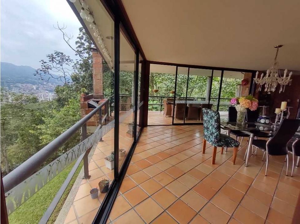 Casa en venta Antioquia Sabaneta Vereda La Doctora 450 m2 Habitaciones 7 Baños 8 Garajes 15 Precio $2500000000