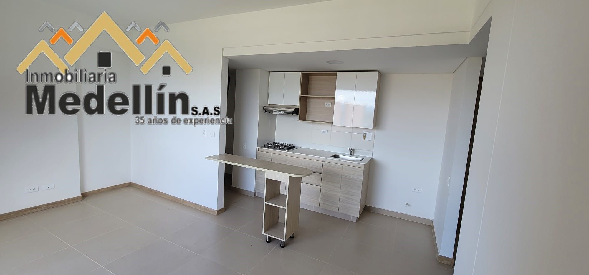 Apartamento en arriendo Antioquia Rionegro El Porvenir 75 m2 Habitaciones 3 Baños 2 Garajes 1 Precio $2650000