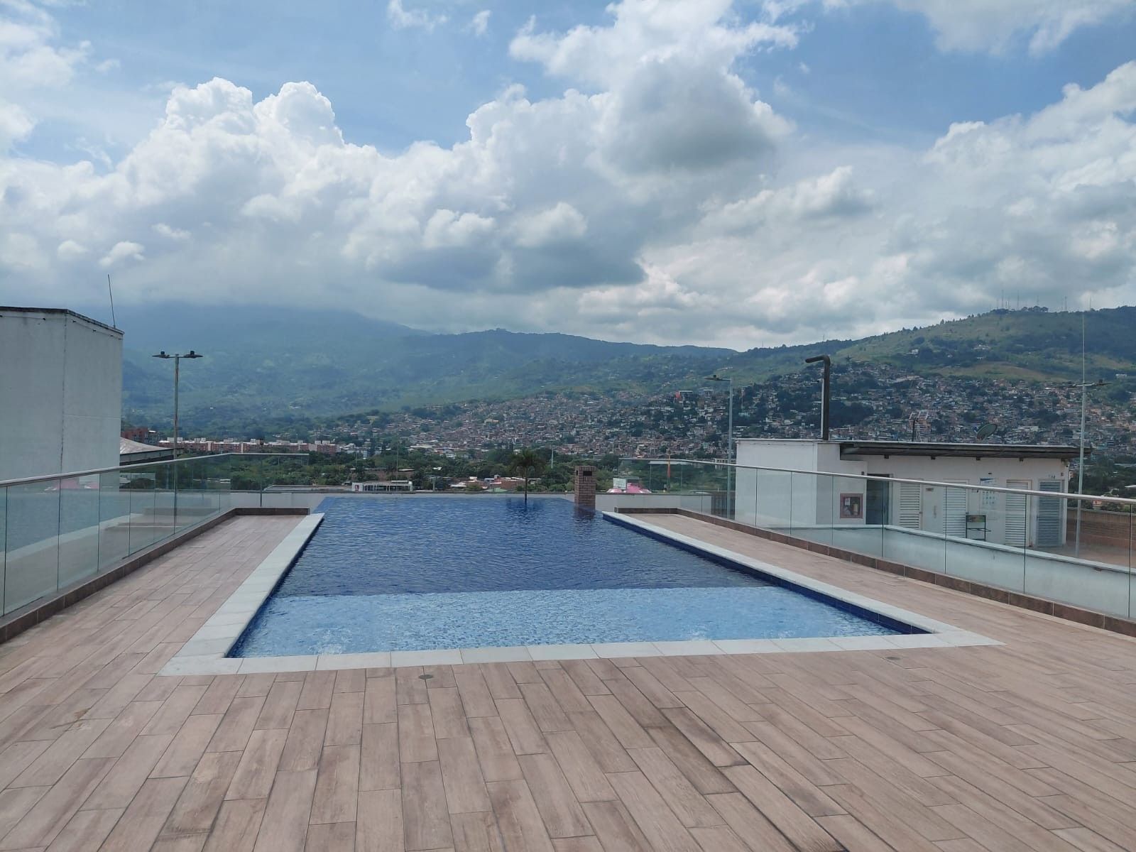 Apartamento en venta Valle Del Cauca Cali Unidad Residencial Santiago De Cali 65 m2 Habitaciones 2 Baños 2 Garajes 1 Precio $385000000