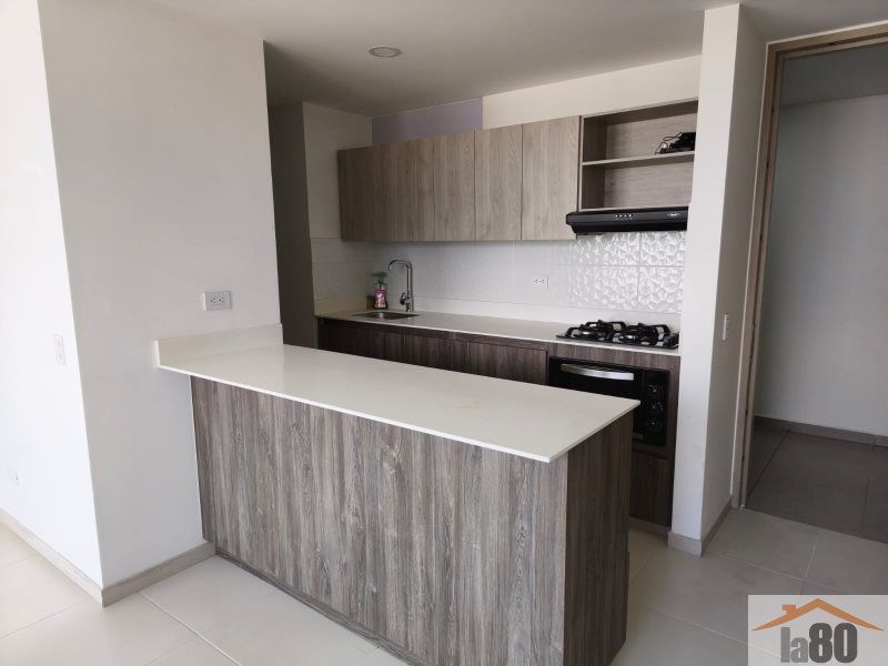 Apartamento en arriendo Antioquia Medellín Popular 85 m2 Habitaciones 3 Baños 2 Garajes 0 Precio $4300000