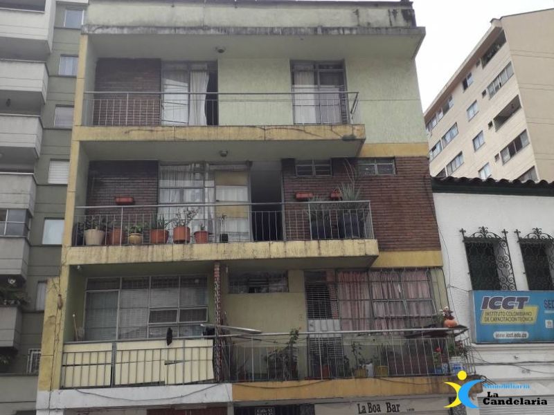 Apartamento en venta Antioquia Medellín La Candelaria 270 m2 Habitaciones 5 Baños 2 Garajes 0 Precio $440000000