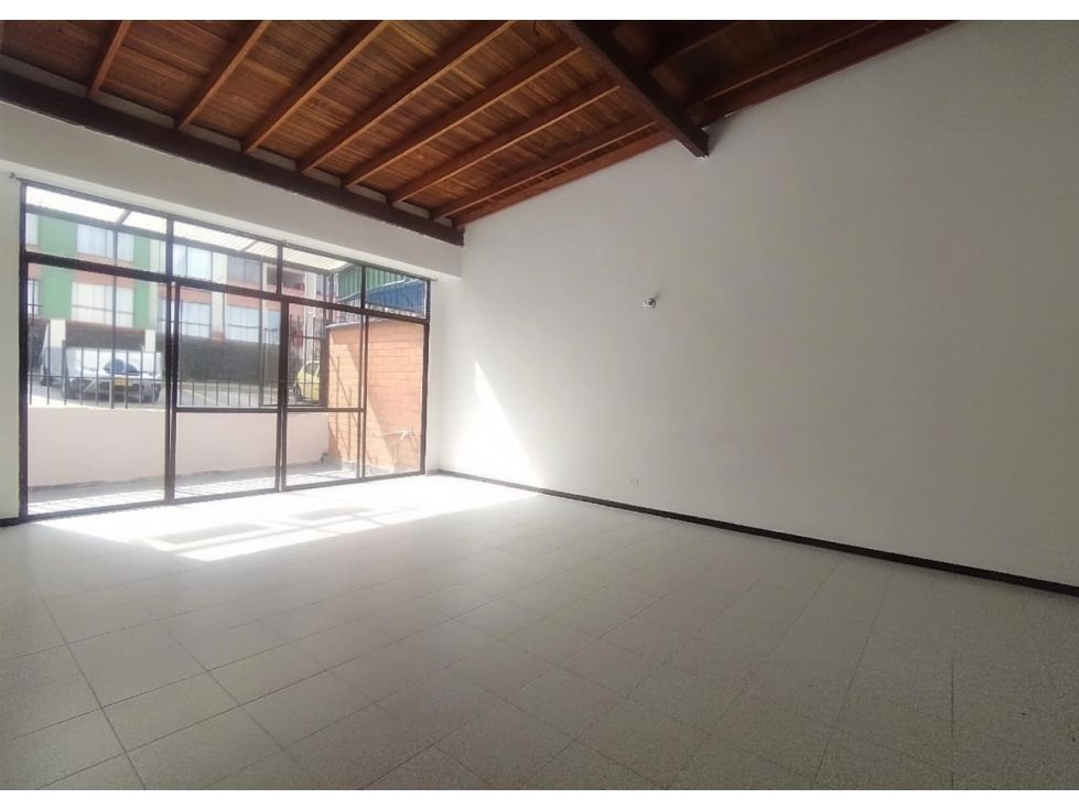Local en arriendo Caldas Manizales Cr Torres De Avila 170 m2 Habitaciones 0 Baños 2 Garajes 0 Precio $3000000