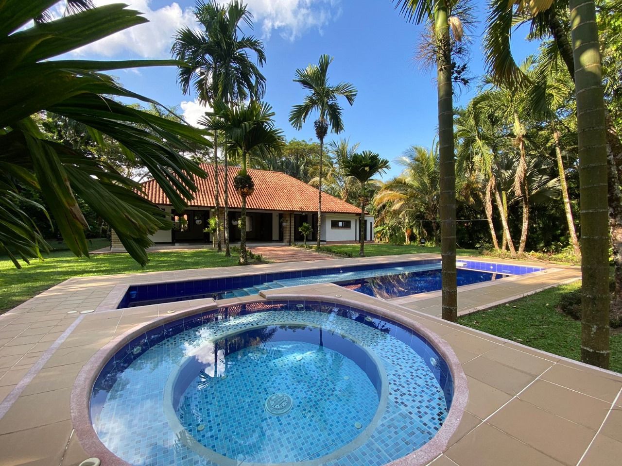 Casa Campestre en arriendo Meta Villavicencio La Vega 300 m2 Habitaciones 3 Baños 3 Garajes 4 Precio $8500000