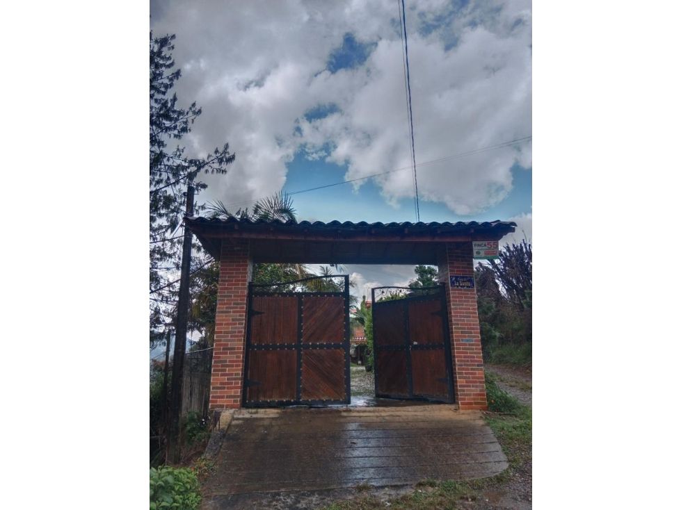 Casa Campestre en arriendo Antioquia Guarne Guarne 350 m2 Habitaciones 5 Baños 4 Garajes 0 Precio $3900000