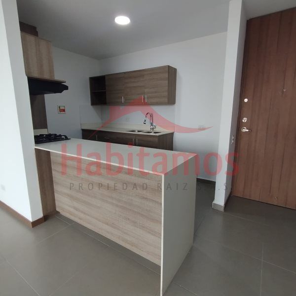 Apartaestudio en arriendo Antioquia Envigado La Pradera 68 m2 Habitaciones 1 Baños 2 Garajes 1 Precio $3300000
