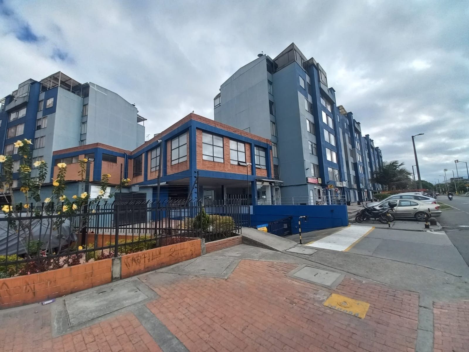 Apartamento en venta Cundinamarca Bogotá Ub Castilla Real 56 m2 Habitaciones 2 Baños 2 Garajes 0 Precio $290000000