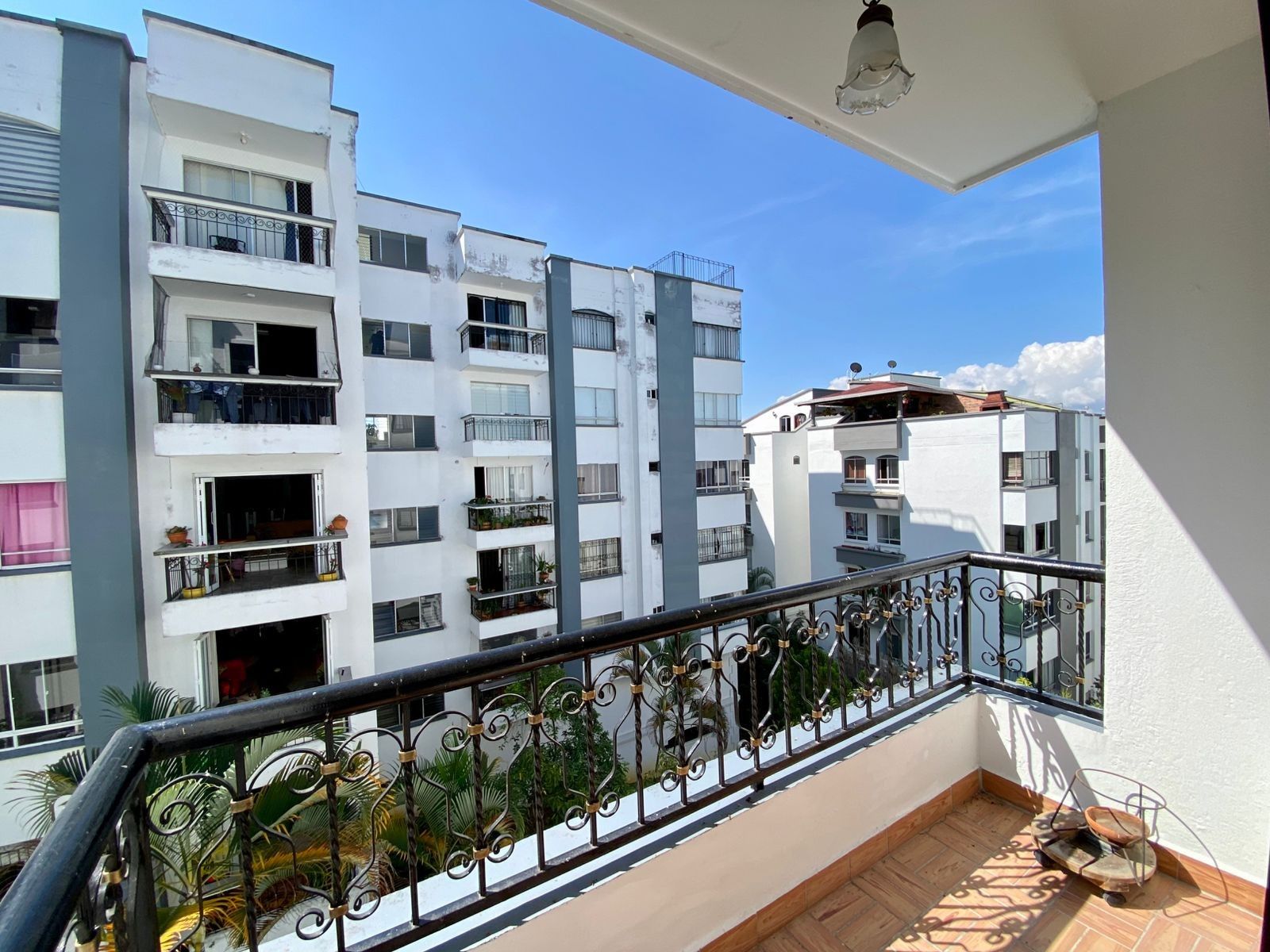 Apartamento en venta Santander Bucaramanga Los Pinos 116 m2 Habitaciones 3 Baños 3 Garajes 1 Precio $480000000