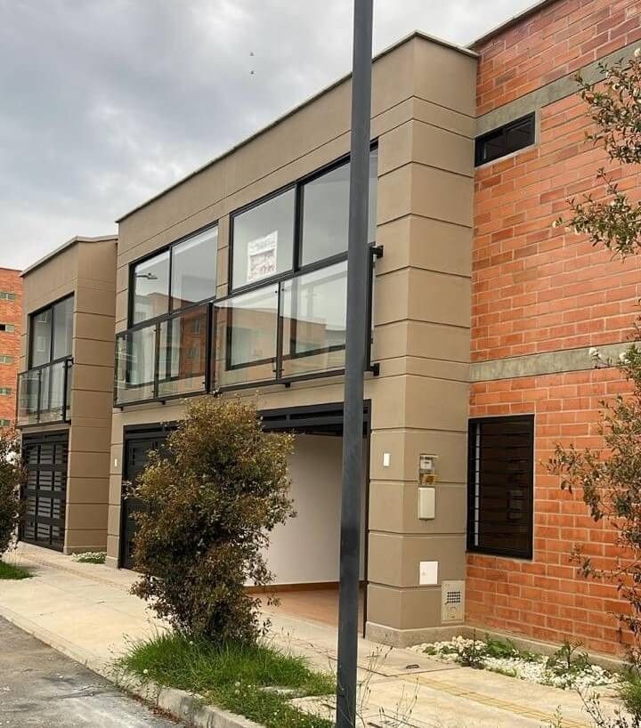 Casa en venta Antioquia La Ceja Tahami 126 m2 Habitaciones 3 Baños 3 Garajes 1 Precio $630000000