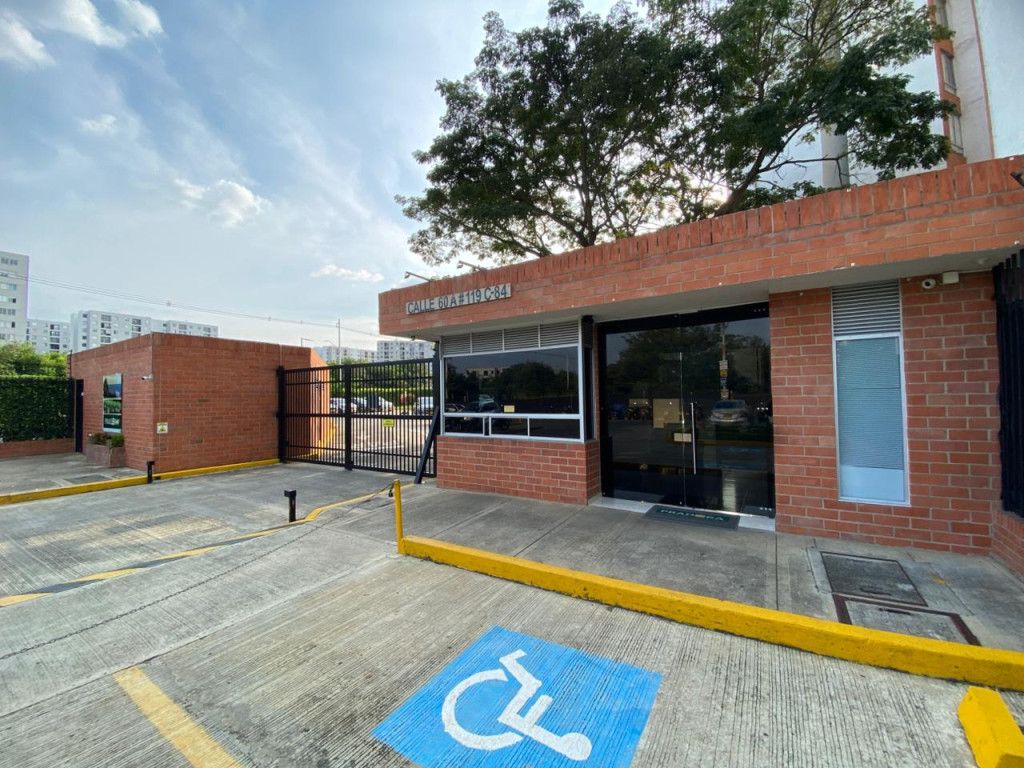 Casa en arriendo Valle Del Cauca Cali Cali 340 m2 Habitaciones 4 Baños 4 Garajes 1 Precio $1530000