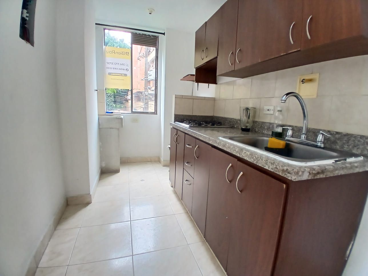 Apartamento en arriendo Antioquia Envigado Las Casitas 66 m2 Habitaciones 3 Baños 2 Garajes 1 Precio $3000000