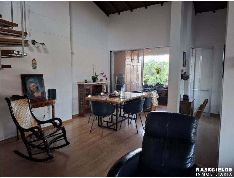 Apartamento en venta Antioquia Medellín Laureles 141 m2 Habitaciones 3 Baños 2 Garajes 2 Precio $820000000