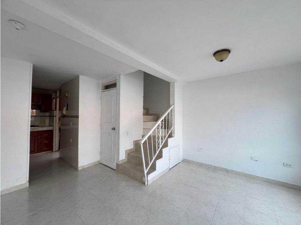 Casa en venta Valle Del Cauca Cali Conjunto Residencial Samanes De Fondecom 110 m2 Habitaciones 4 Baños 3 Garajes 1 Precio $300000000